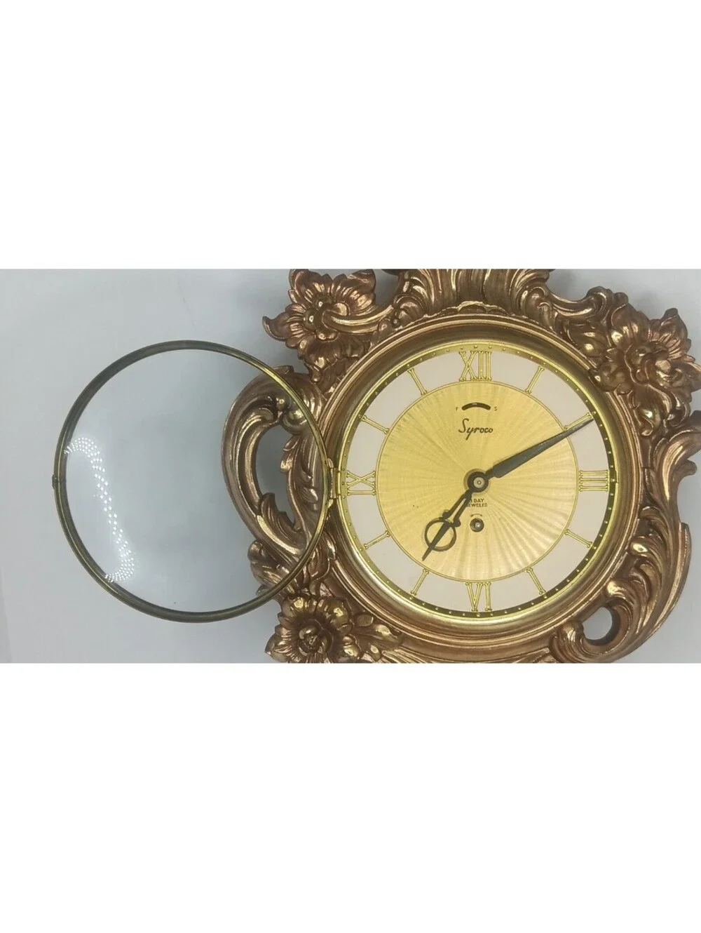 VTG Syroco Wall Clock Mid-Century Gold Tone Wind Up Works But NO KEY 22